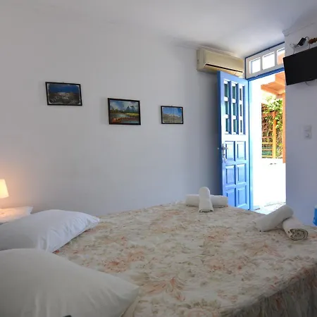 Jimmy's Appartamento Plaka (Milos)