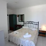 Jimmy's - Quiet Island Living In Plakes Near Firopotamos & Plathiena Beaches * Plaka (Milos)