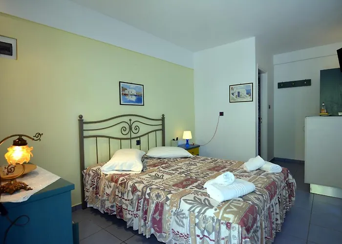 Jimmy's - Quiet Island Living In Plakes, Milos Plaka (Milos)