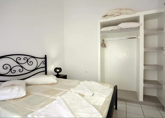 Jimmy's - Quiet Island Living In Plakes, Milos Lägenhet *