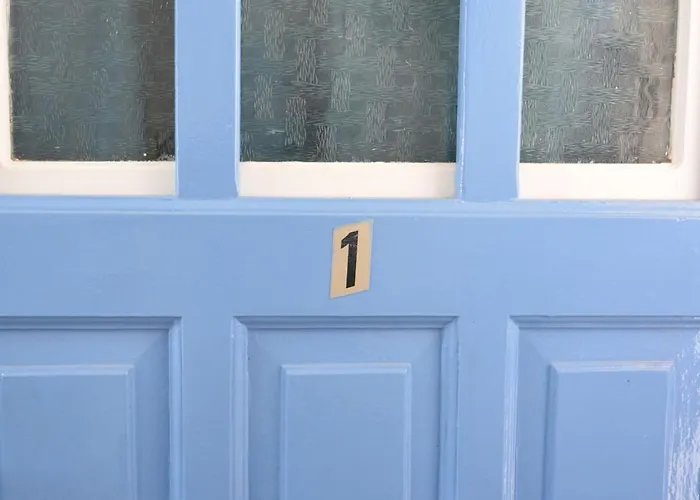 Jimmy's - Quiet Island Living In Plakes, Milos * Plaka (Milos)