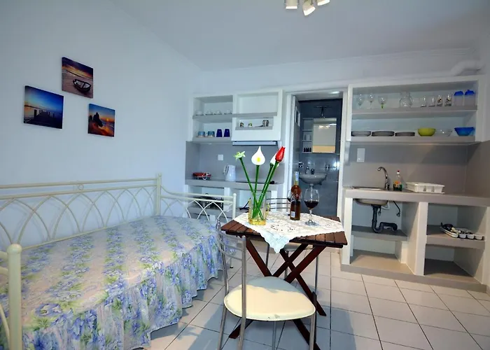 Jimmy's - Quiet Island Living In Plakes, Milos Lägenhet Plaka (Milos)